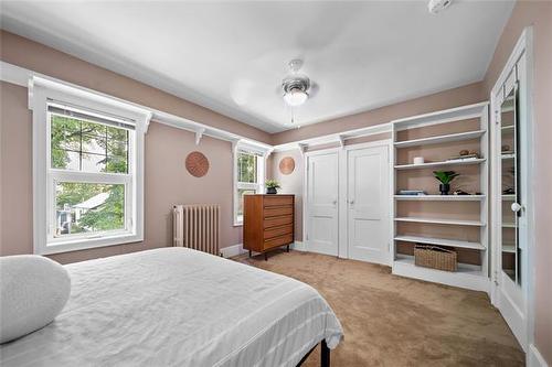 800 Spruce St, Winnipeg, MB 