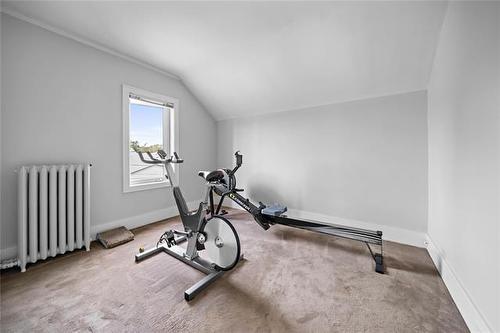 800 Spruce St, Winnipeg, MB 