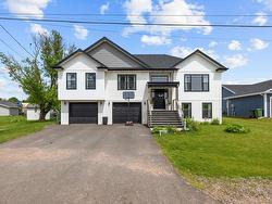 98 Kelly Heights Stratford, PE C1B 4M1