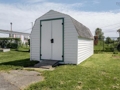16 Fredericks Lane, Eastern Passage, NS 