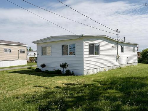 16 Fredericks Lane, Eastern Passage, NS 
