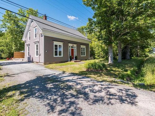 3473 Highway 215, Centre Burlington, NS 