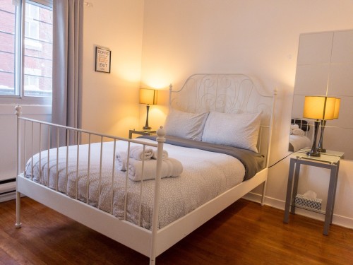 Bedroom - 87 Rue Milton, Montréal (Le Plateau-Mont-Royal), QC - Indoor Photo Showing Bedroom