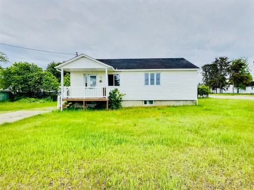 Façade - 38 2E Avenue, Chapais, QC 