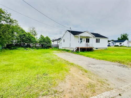 Extérieur - 38 2E Avenue, Chapais, QC 