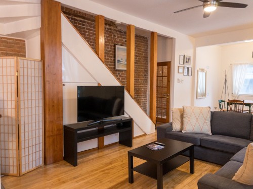 Living Room - 89 Rue Milton, Montréal (Le Plateau-Mont-Royal), QC - Indoor Photo Showing Living Room