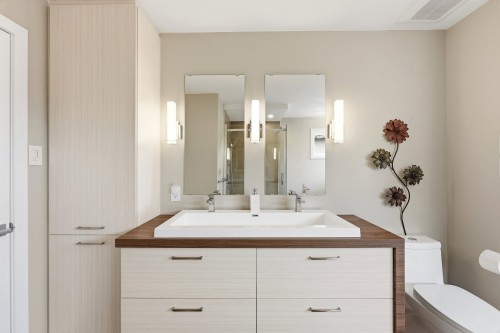 Salle de bains attenante à la CCP - 123 Av. Du Littoral, Saint-Paul, QC - Indoor Photo Showing Bathroom