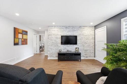 Chambre à coucher - 123 Av. Du Littoral, Saint-Paul, QC - Indoor Photo Showing Living Room
