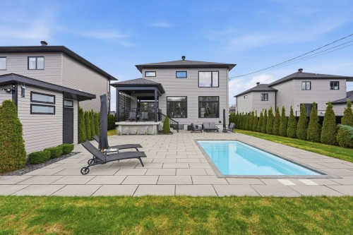 Cour - 123 Av. Du Littoral, Saint-Paul, QC - Outdoor With In Ground Pool