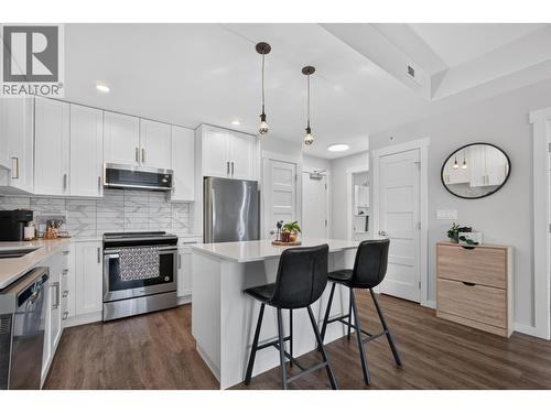 710 Stockwell Avenue Unit# 403  Kelowna, BC V1Y 6V9