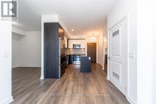 532 - 100 Eagle Rock Way, Vaughan, ON 
