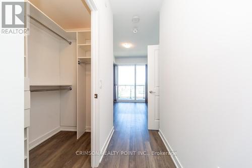 532 - 100 Eagle Rock Way, Vaughan, ON 