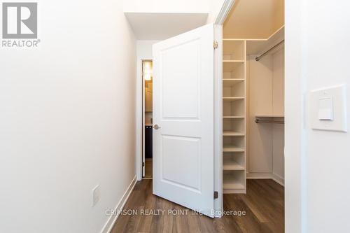 532 - 100 Eagle Rock Way, Vaughan, ON 