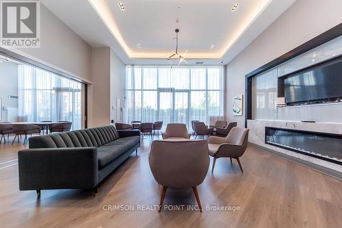 532 - 100 Eagle Rock Way, Vaughan, ON 