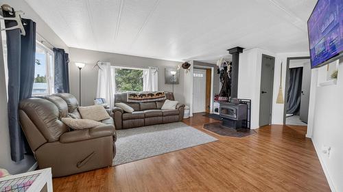 7323 Bertrand Road, Jaffray, BC 