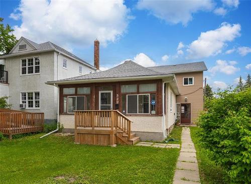 329 Lansdowne Ave, Winnipeg, MB 