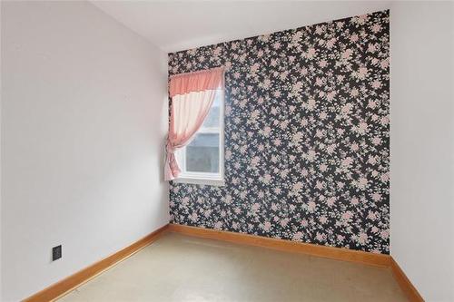 130 Forrest Ave, Winnipeg, MB 