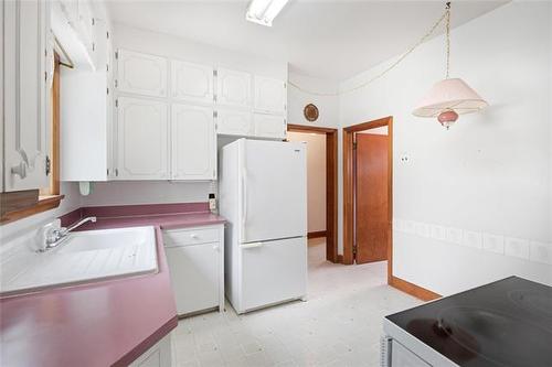 130 Forrest Ave, Winnipeg, MB 