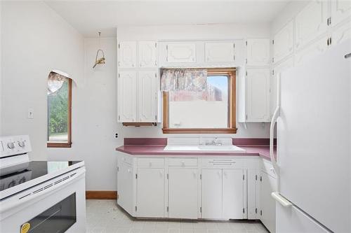 130 Forrest Ave, Winnipeg, MB 