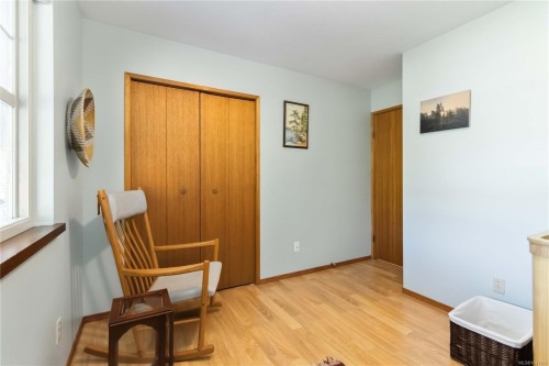 711 Miller Ave, Saanich, BC 
