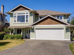 2776 Kristina Pl Langford, BC V9B 5C4