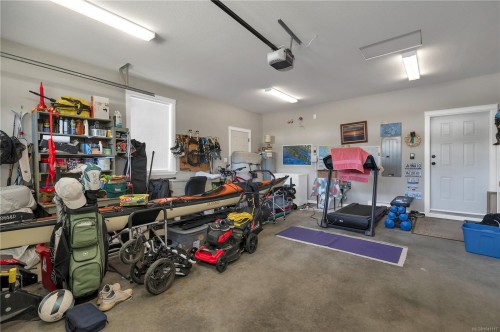 3785 Valhalla Dr, Campbell River, BC 