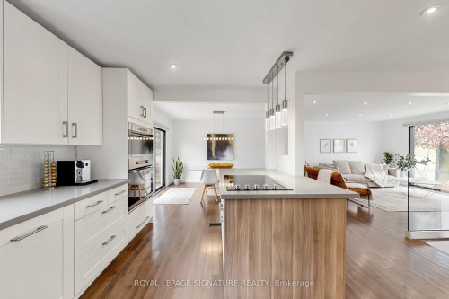 27 Fairwood Place E, Burlington, ON 