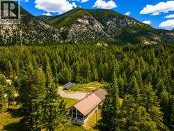 5226 Juniper Heights Road Invermere, BC V0A 1K2