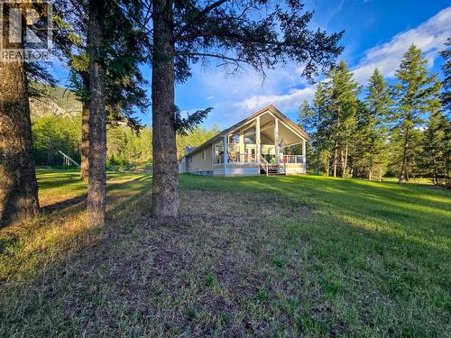 5226 Juniper Heights Road, Invermere, BC 