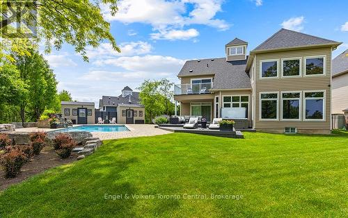 42 Silver Crescent, Collingwood, ON - Outdoor With In Ground Pool