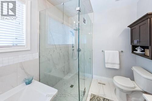 42 Silver Crescent, Collingwood, ON - Indoor Photo Showing Bathroom