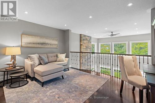 42 Silver Crescent, Collingwood, ON - Indoor