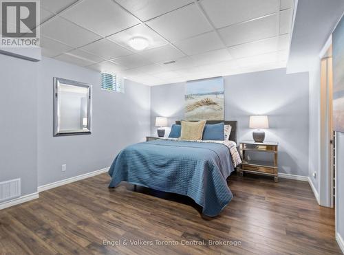 42 Silver Crescent, Collingwood, ON - Indoor Photo Showing Bedroom