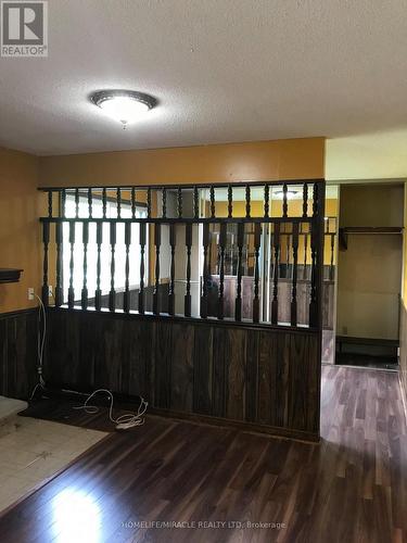 850 Chippenham Drive, Mississauga, ON 