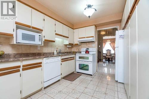 850 Chippenham Drive, Mississauga, ON 