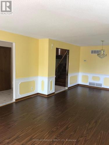850 Chippenham Drive, Mississauga, ON 