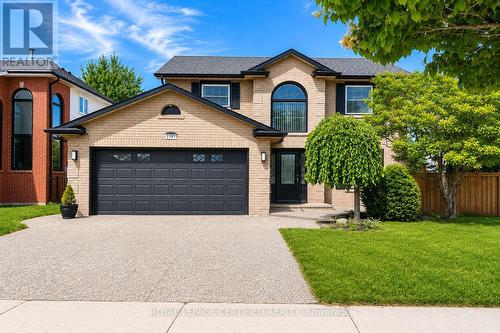 2197 OAKRIDGE CRESCENT  Burlington, ON L7M 4C8