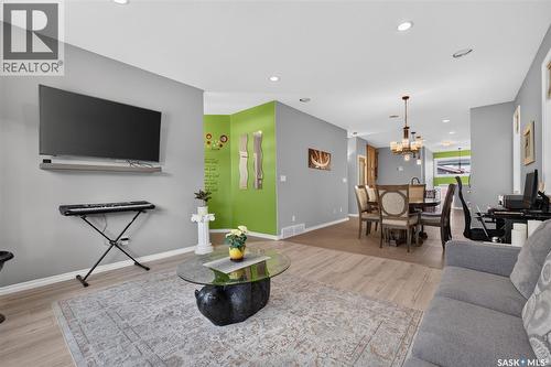 2801 Ridgway Avenue, Regina, SK 