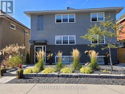 32 ST FRANCIS STREET  Ottawa, ON K1Y 1W5
