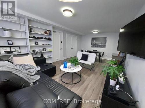 32 St Francis Street, Ottawa, ON 