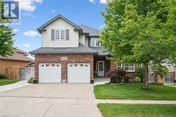 542 RUSH MEADOW Crescent  Kitchener, ON N2R 1T1