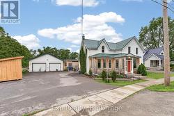 487 CANNIFTON RD ROAD N Belleville (Thurlow Ward), ON K0K 1K0