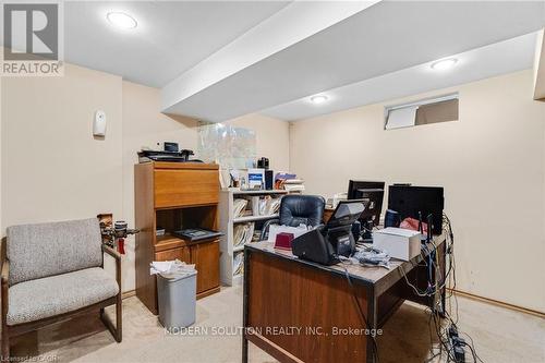 108 Fassett Court, Hamilton, ON 