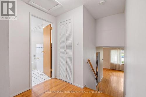 108 Fassett Court, Hamilton, ON - Indoor Photo Showing Other Room