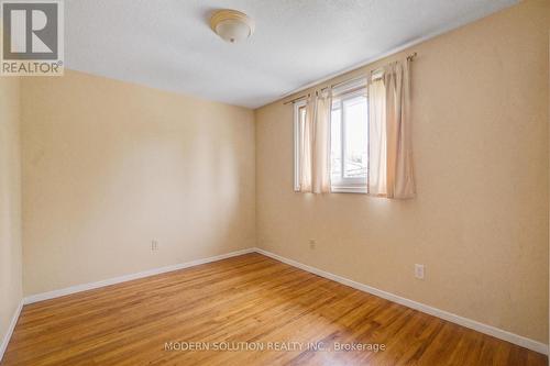 108 Fassett Court, Hamilton, ON - Indoor Photo Showing Other Room