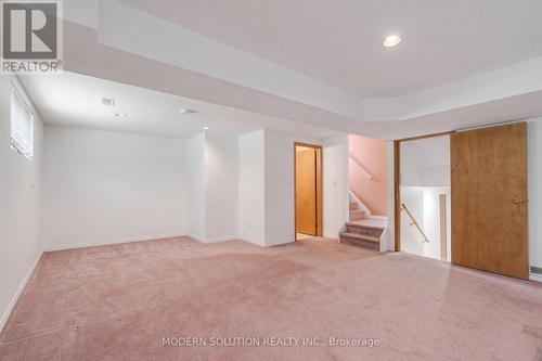 108 Fassett Court, Hamilton, ON - Indoor Photo Showing Other Room