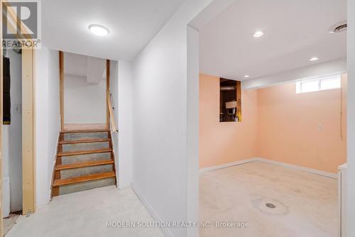 108 Fassett Court, Hamilton, ON - Indoor