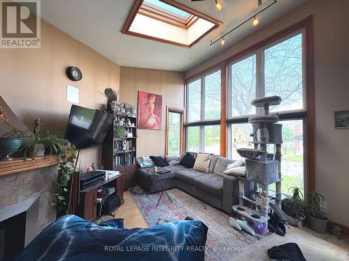 1222 Dorchester Avenue, Ottawa, ON 