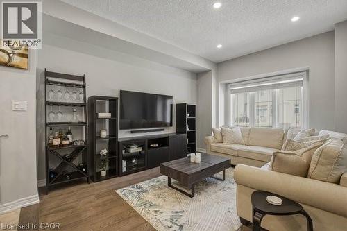 4128 Palermo Common, Burlington, ON - Indoor Photo Showing Living Room