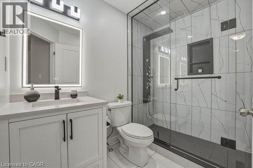 4128 Palermo Common, Burlington, ON - Indoor Photo Showing Bathroom
